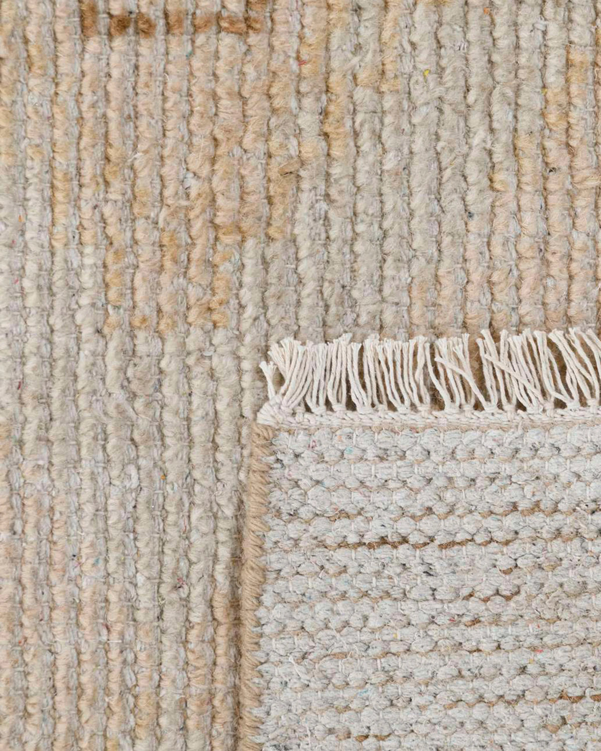 Verona Hand-Knotted Wool Rug - 5' x 8' / Neutral