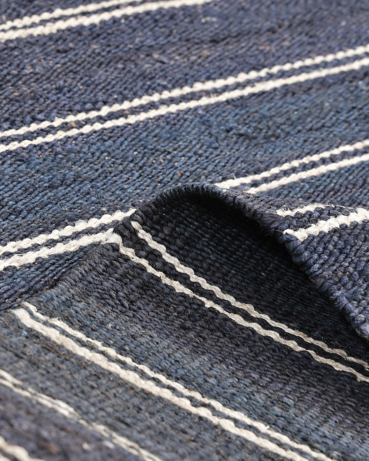 Rain Handwoven Jute Rug - 5' x 8' / Natural
