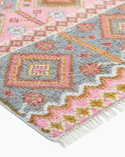Mazi Hand-Knotted Wool Rug - 5' x 8' / Pink