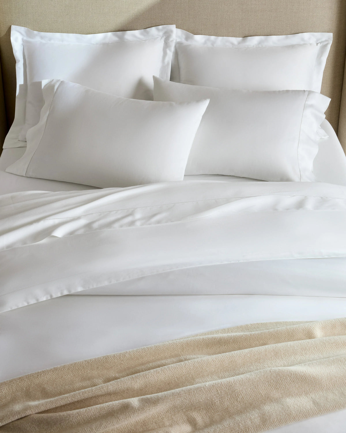 Signature Giza Cotton Sateen Pillowcase Set - Standard / White
