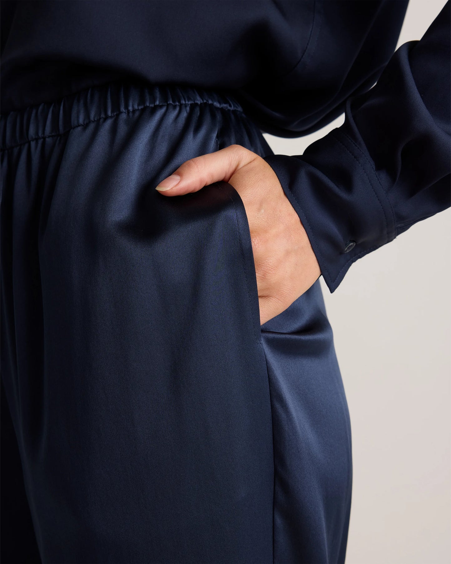 100% Washable Silk Drawstring Wide Leg Pants - XS / Black
