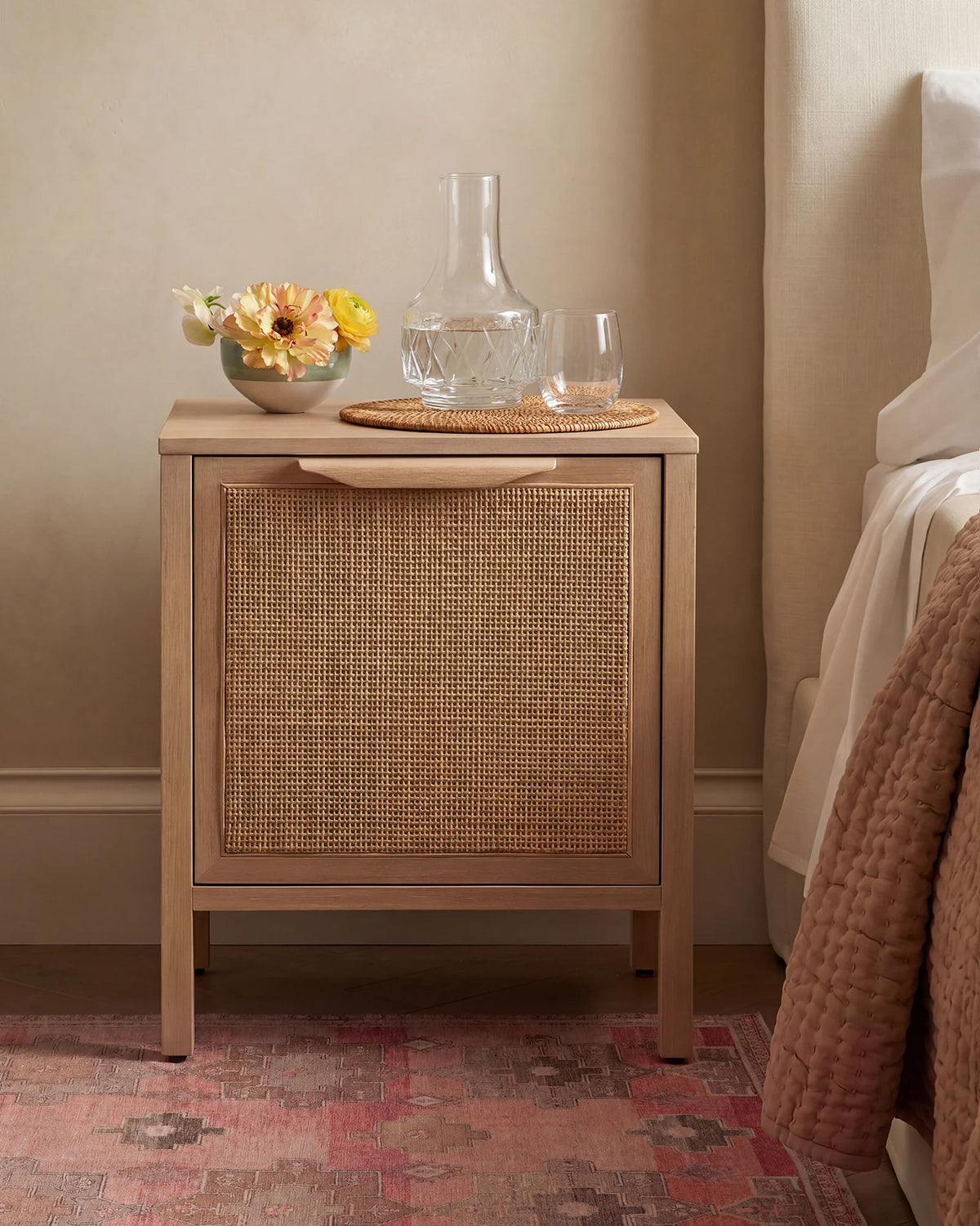 Solid Wood and Natural Rattan 1-Door Nightstand - Right Side / Natural