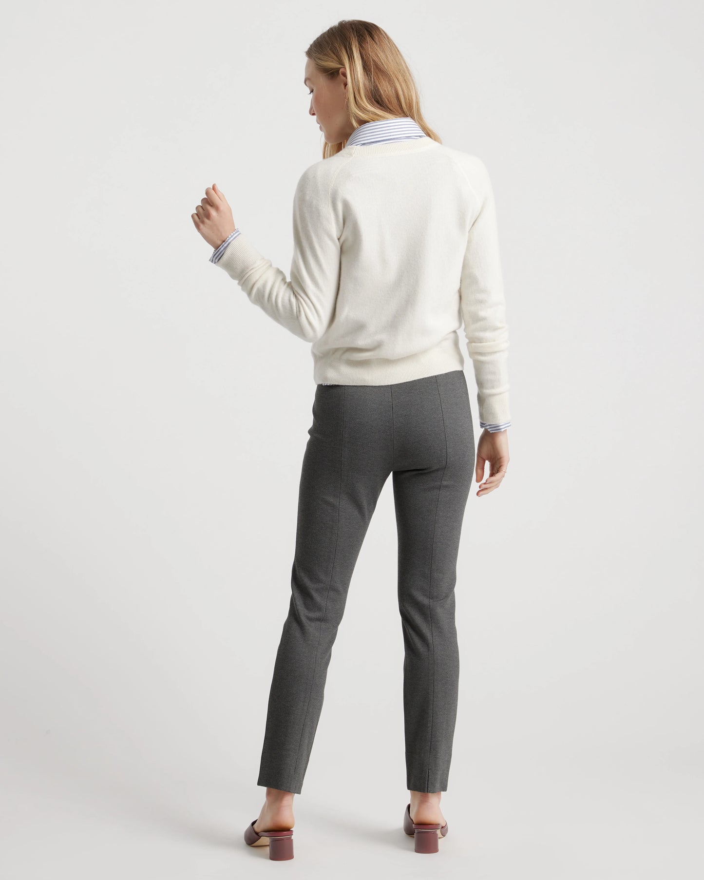 Ultra-Stretch Ponte Pintuck Ankle Pants - XS / Black