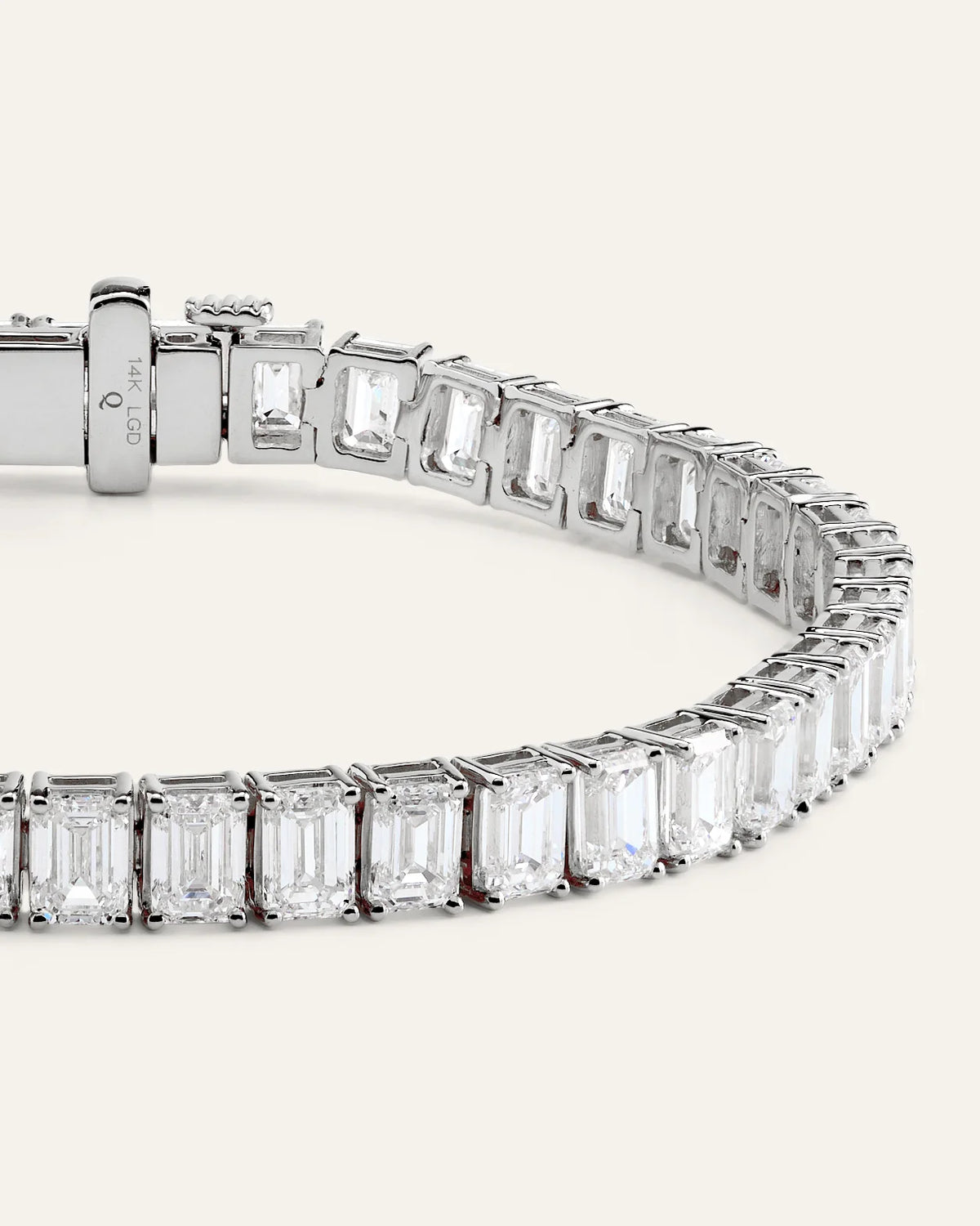 14K Gold Lab Grown Diamond North-South Emerald Tennis Bracelet - 15ctw - 6.5" / Yellow Gold