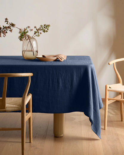 European Linen Tablecloth - 70x90" / Willowleaf Gingham