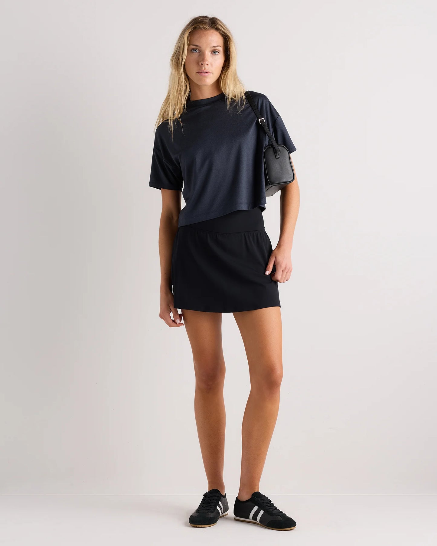 Flowknit Breeze Boxy Cropped Tee - XS / Heather Deep Navy