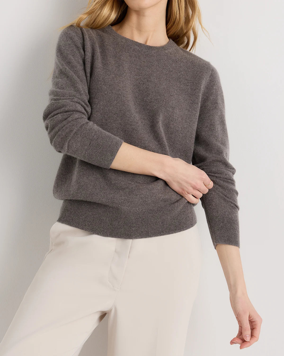 Mongolian Cashmere Crewneck Sweater - XS / Ivory