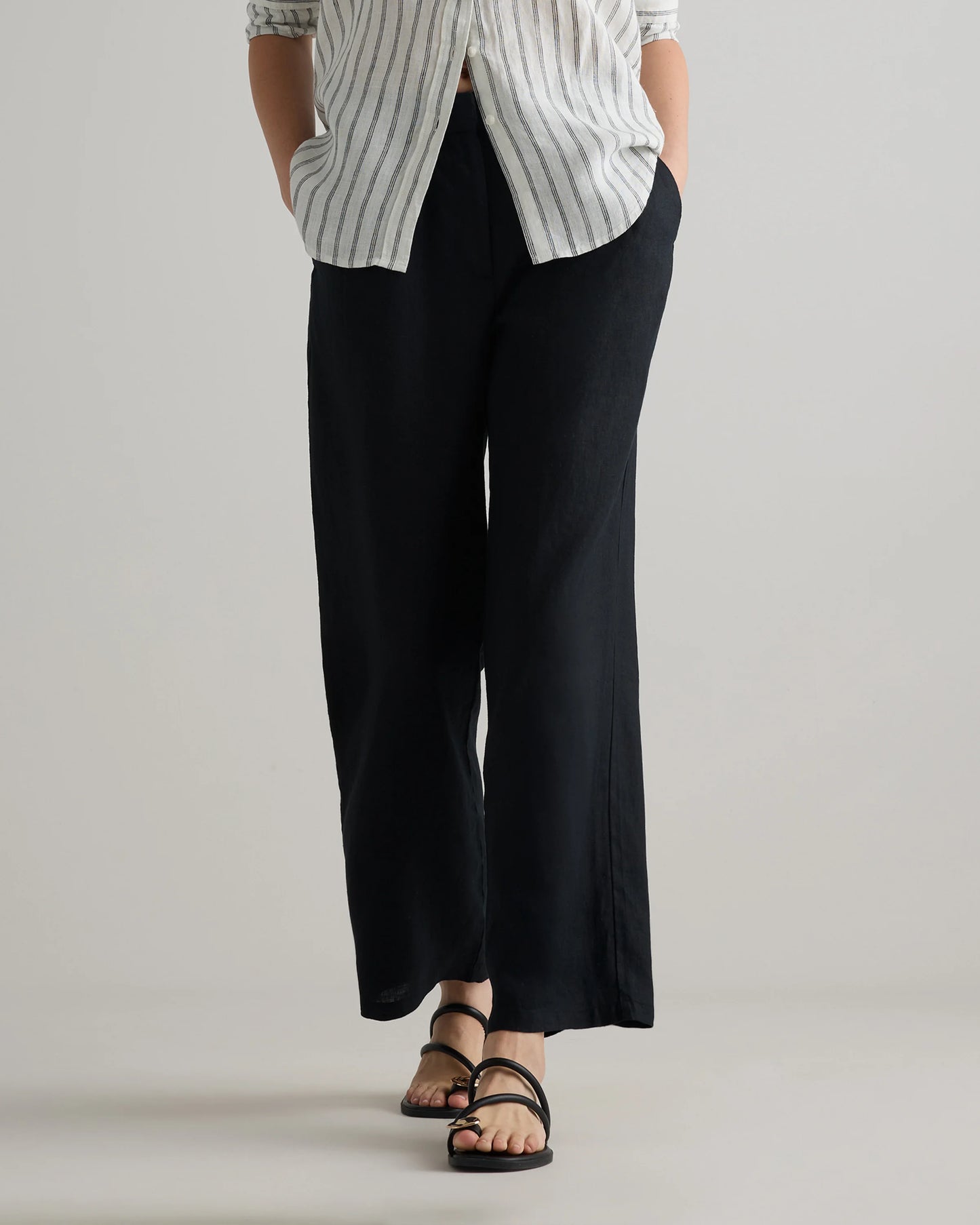 100% European Linen Pleated Trouser - 6 / Deep Navy