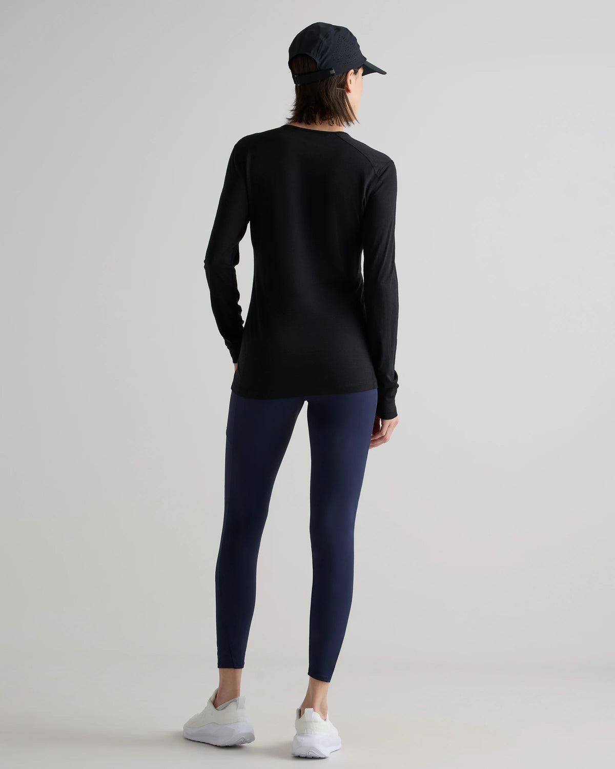 100% Merino Wool All-Season Long Sleeve Base Layer - XS / Black