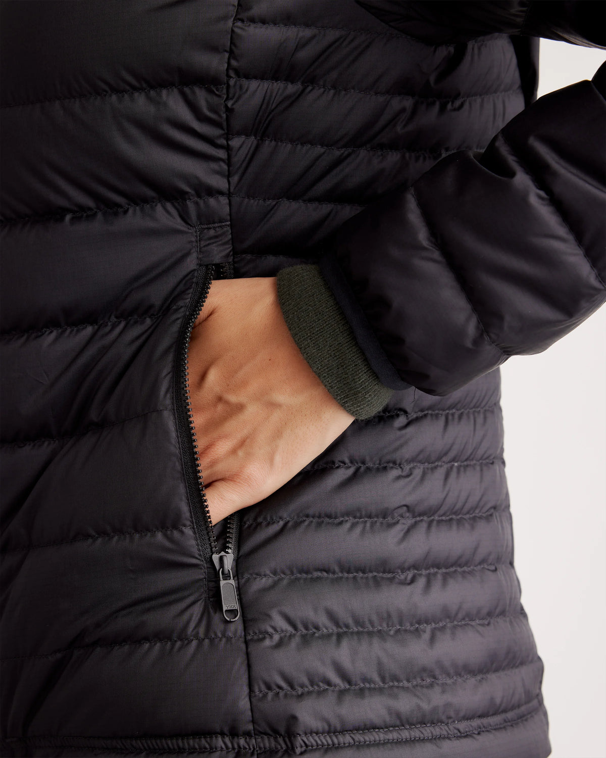 Lightweight Down Packable Puffer Jacket - XS / Black
