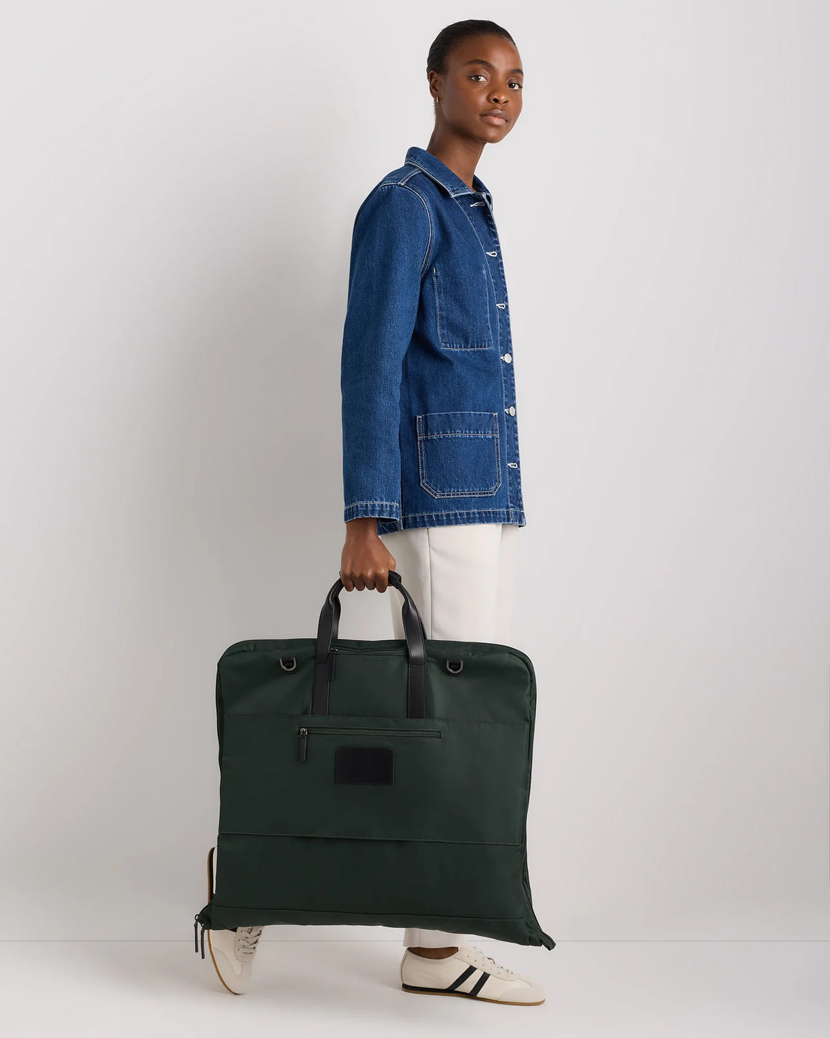 Voyage Nylon Garment Bag - One Size / Dark Green