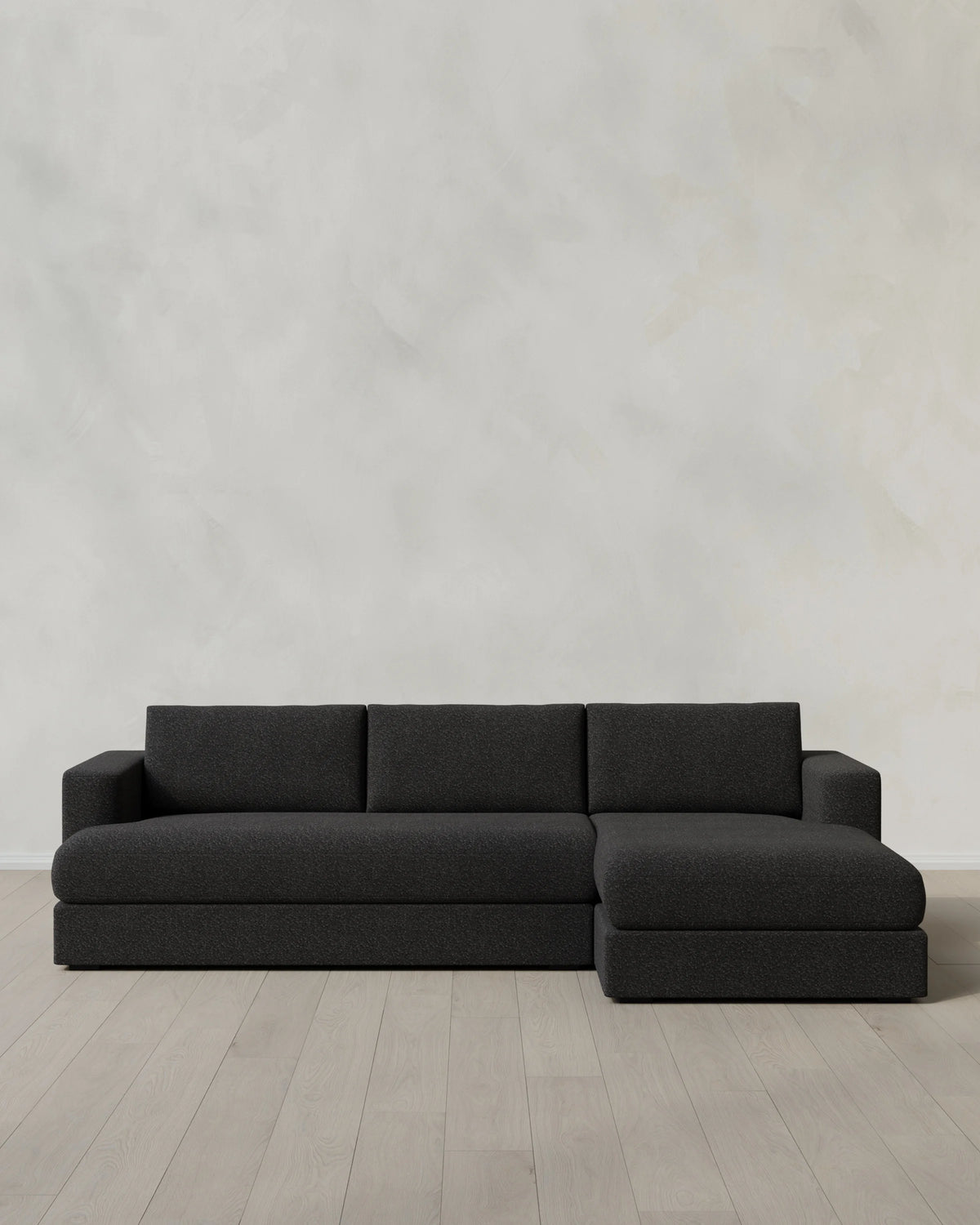 Sierra Curved Arm Chaise Sectional in Performance Boucle - Right Arm / Linen