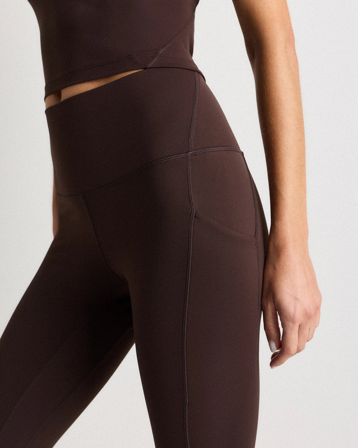 Ultra-Form High-Rise Pocket Legging - XS / Black