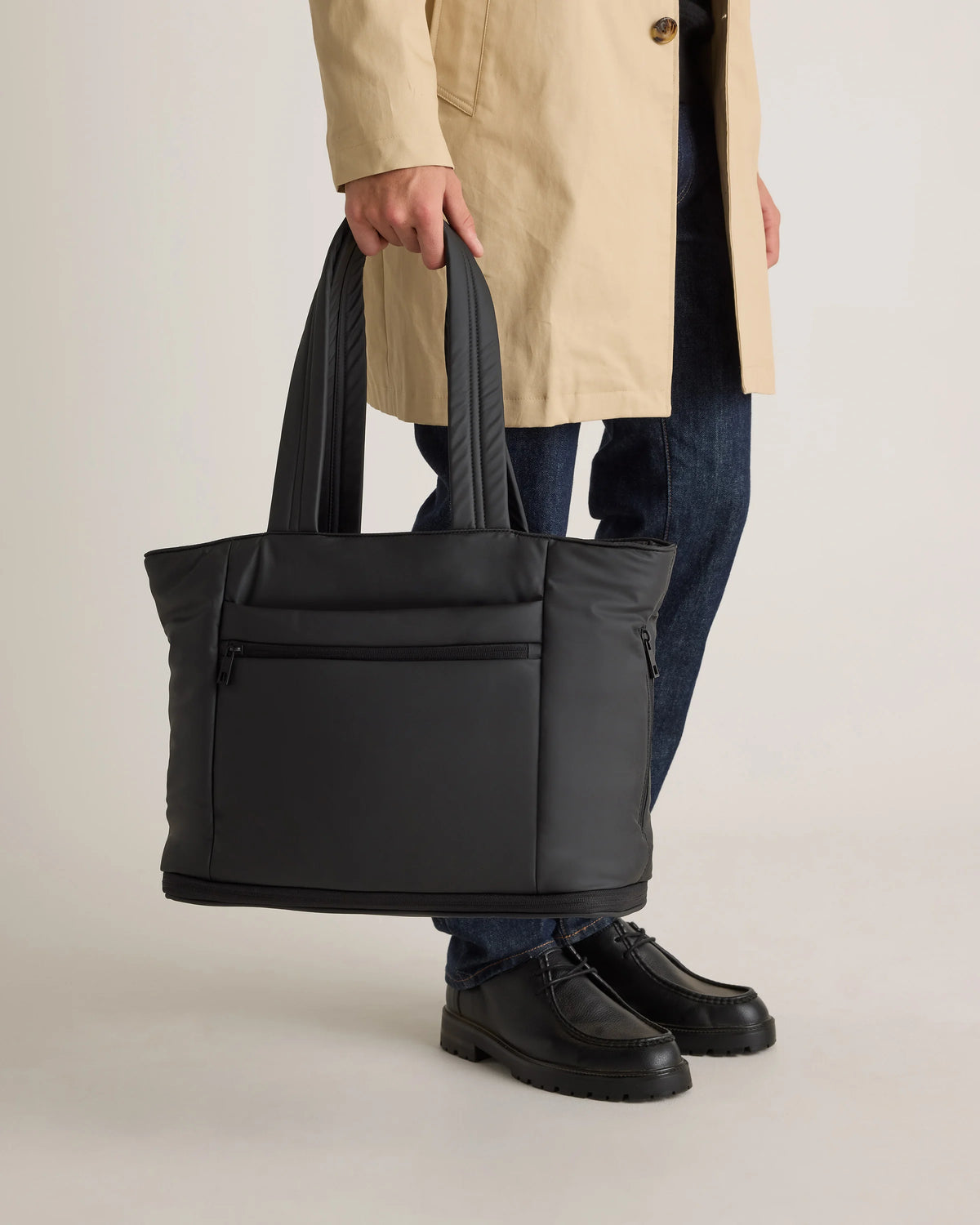 Water Repellent Puff Expandable Tote - One Size / Black