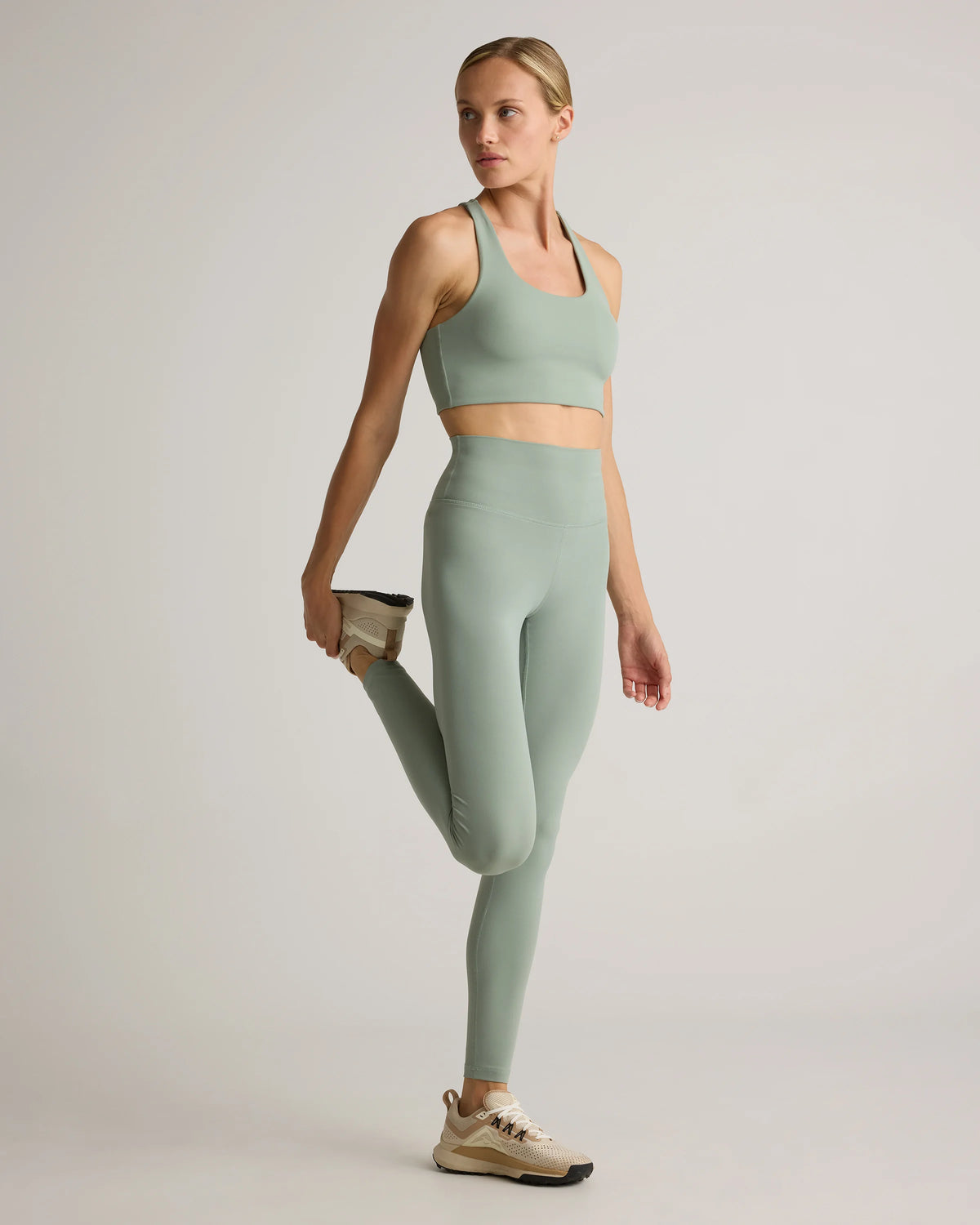Ultra-Form High-Rise Legging - XS / Black