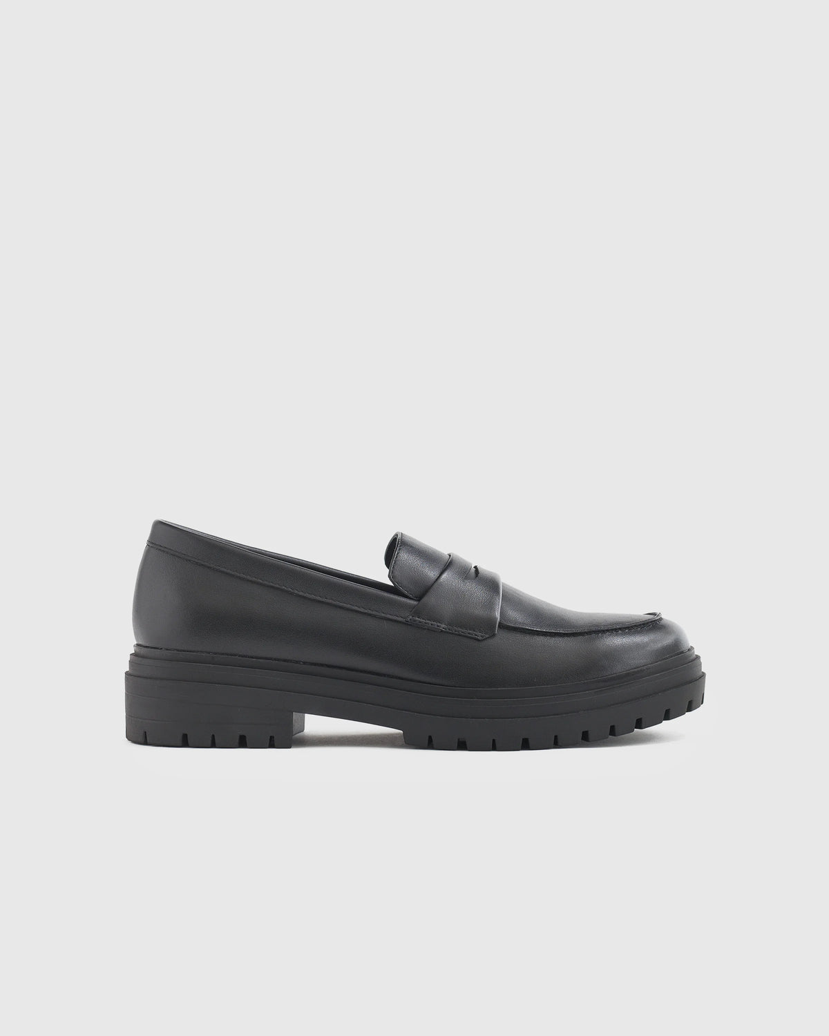 Italian Leather Lug Sole Loafer - 5 / Black
