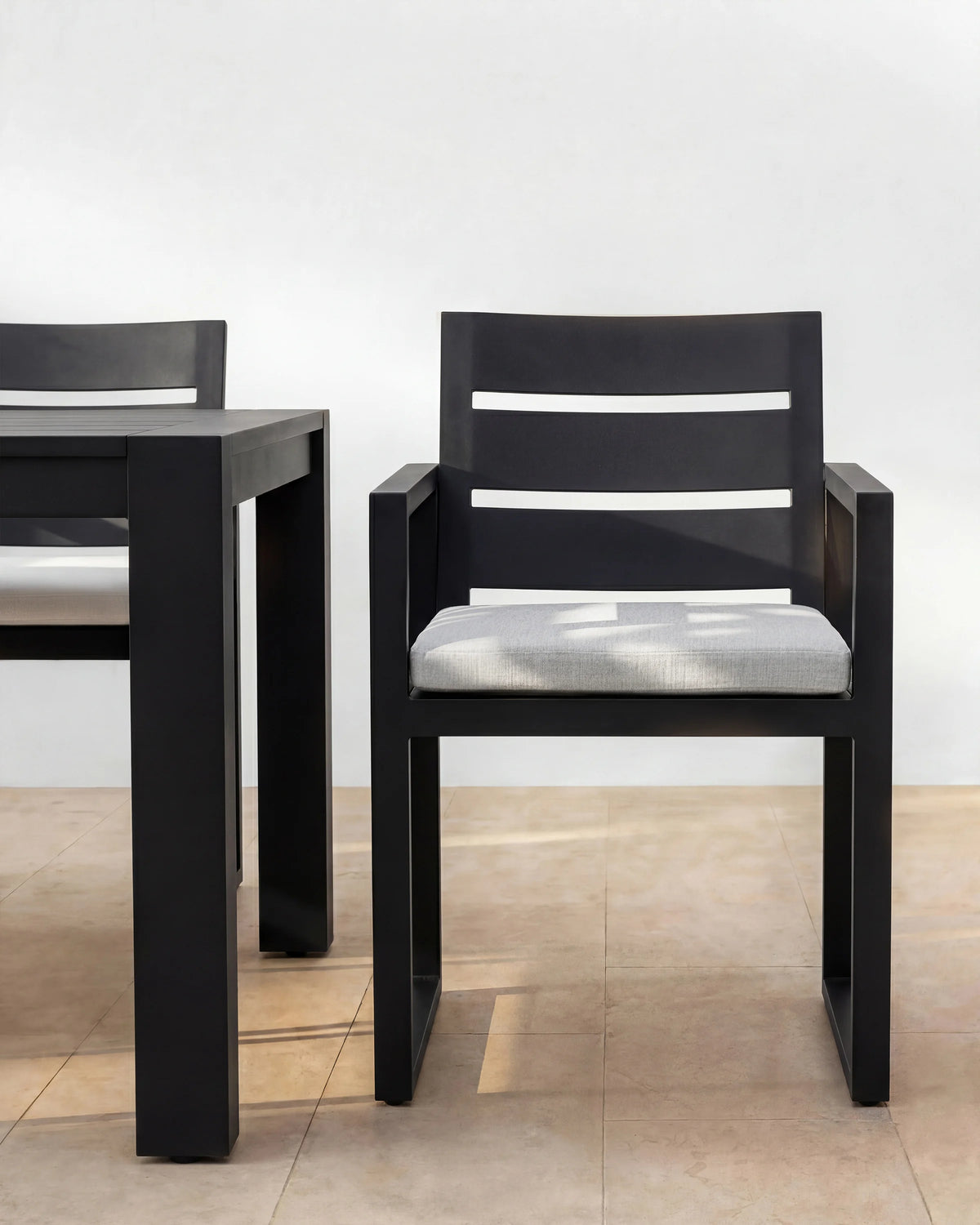 Linear Aluminum Outdoor Dining Armchair - One Size / Dark Charcoal