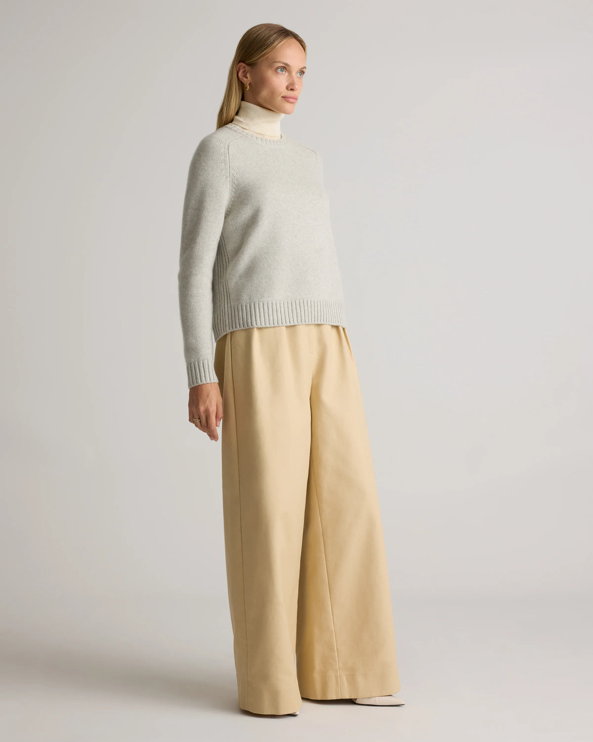 Luxe Baby Cashmere Crewneck Sweater - XS / Creamy Cortado