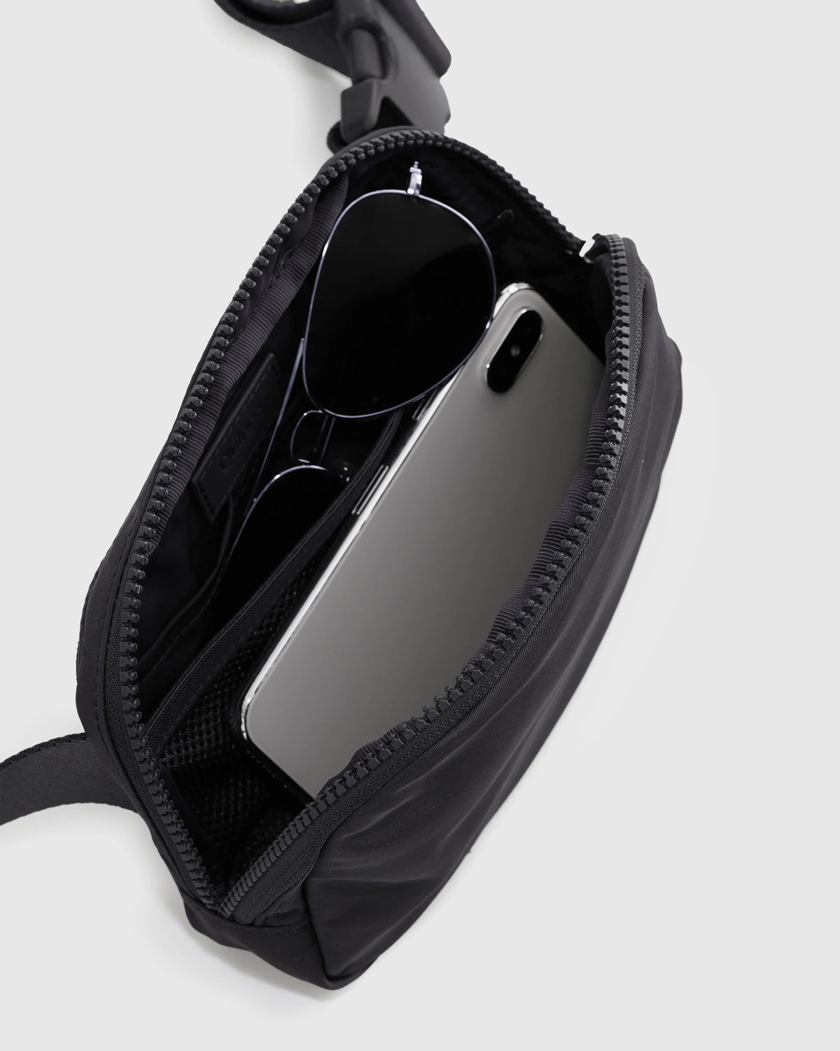 Revive Nylon Belt Bag - One Size / Olive