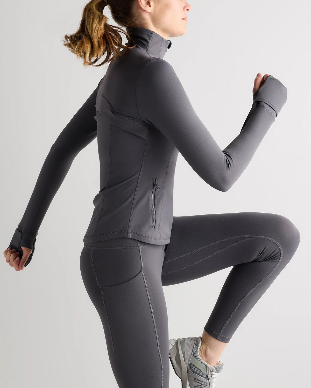 Ultra-Form Contour Jacket - XS / Dark Coal