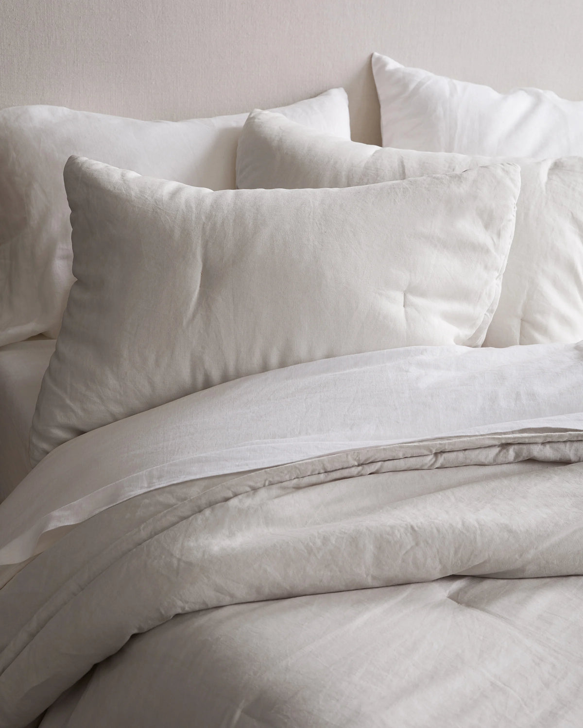 European Linen Essential Quilted Sham Set - Standard / Light Grey