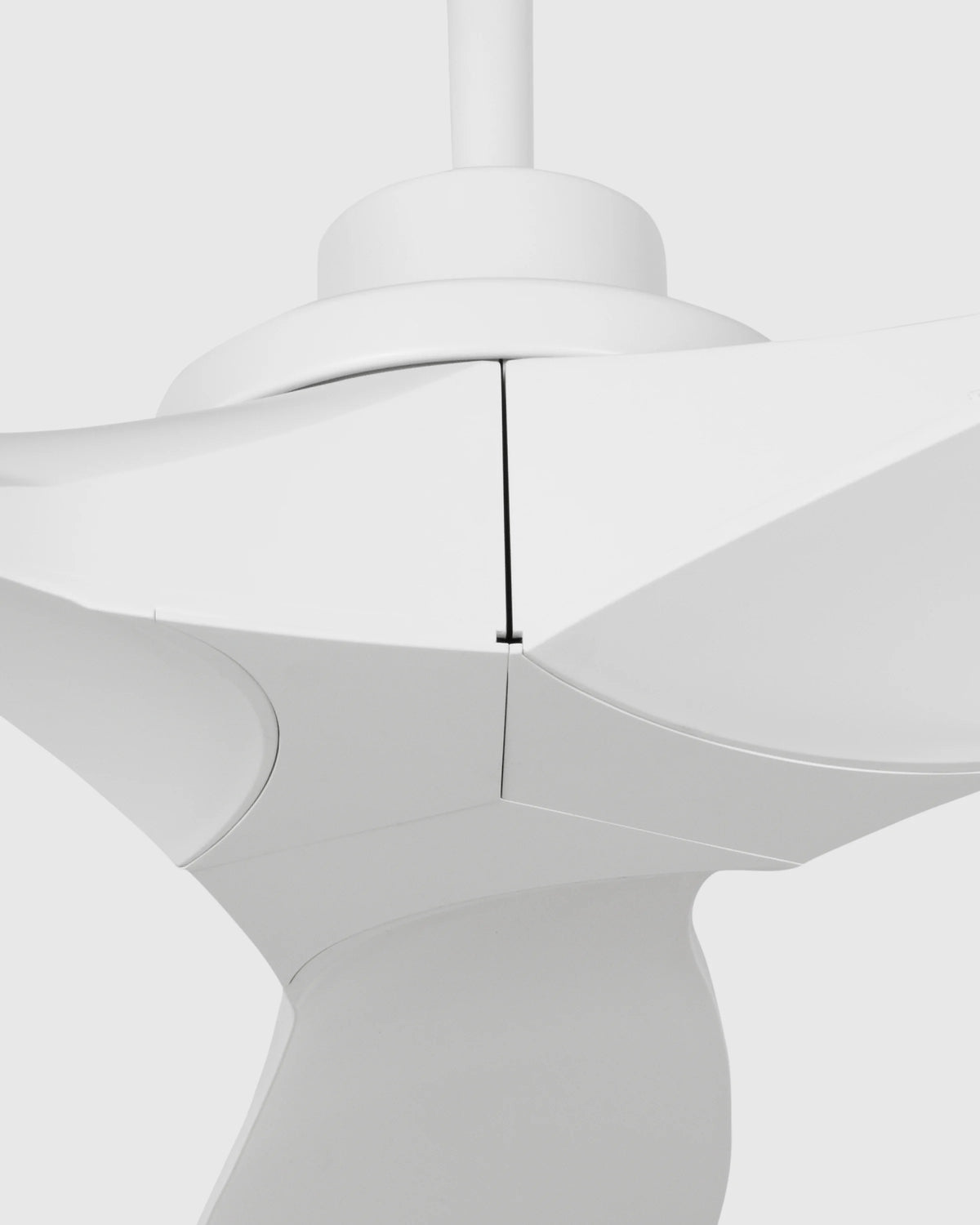 Outdoor Transitional Ceiling Fan - 52" / White