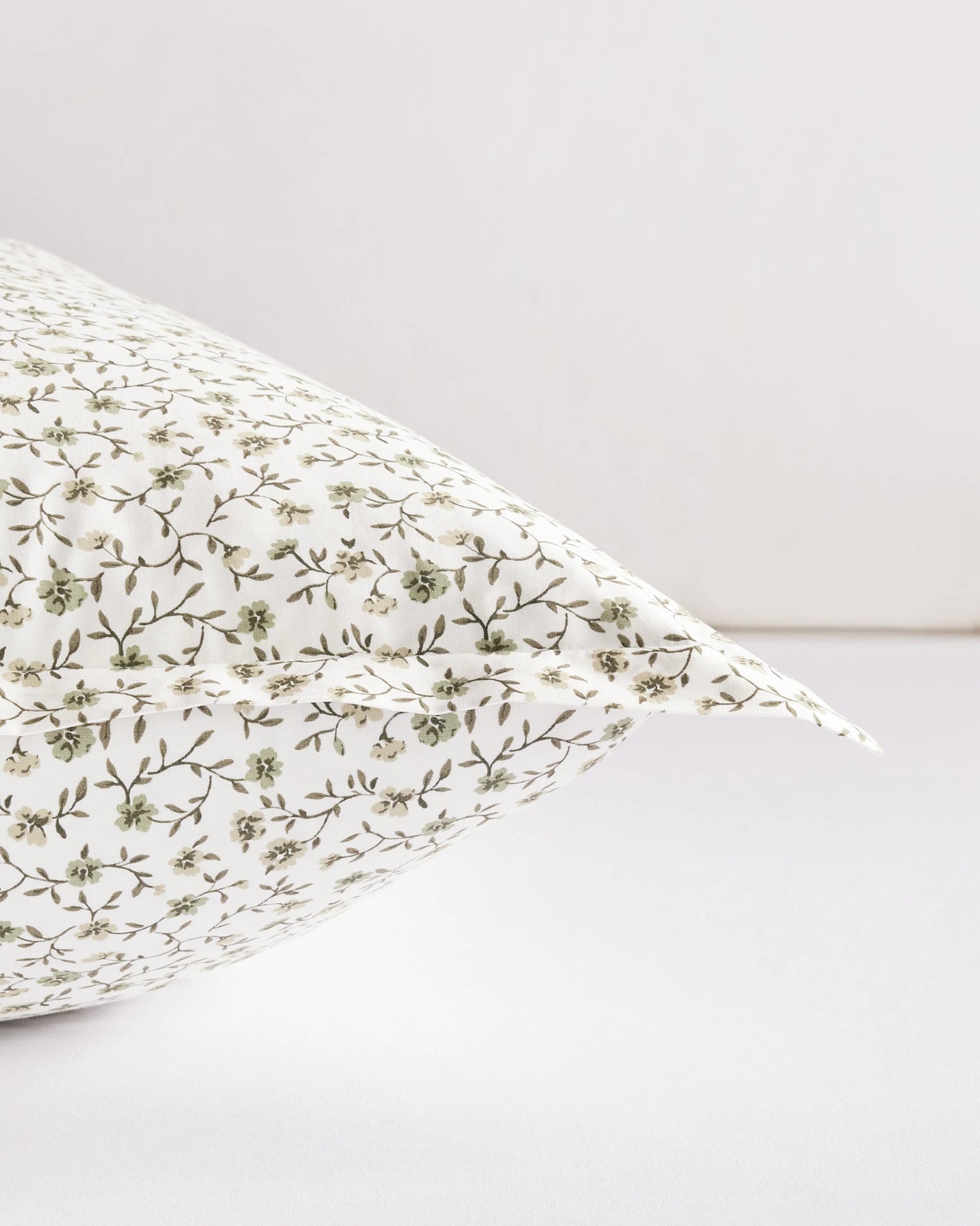 Organic Crisp Percale Euro Sham - Euro / White