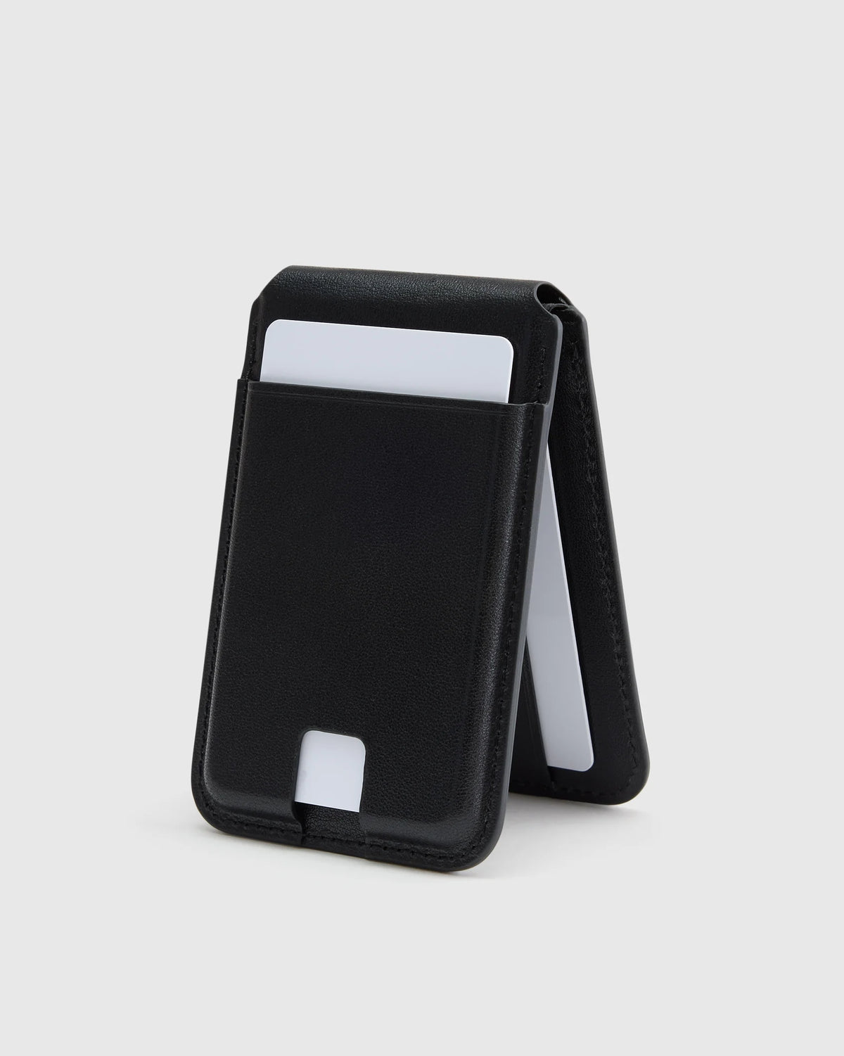 Leather MagSafe Wallet & Phone Stand - One Size / Cognac