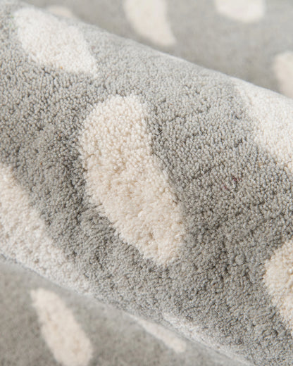 Painterly Dots Hand-Tufted Wool Rug - 3'6" x 5'6" / Navy