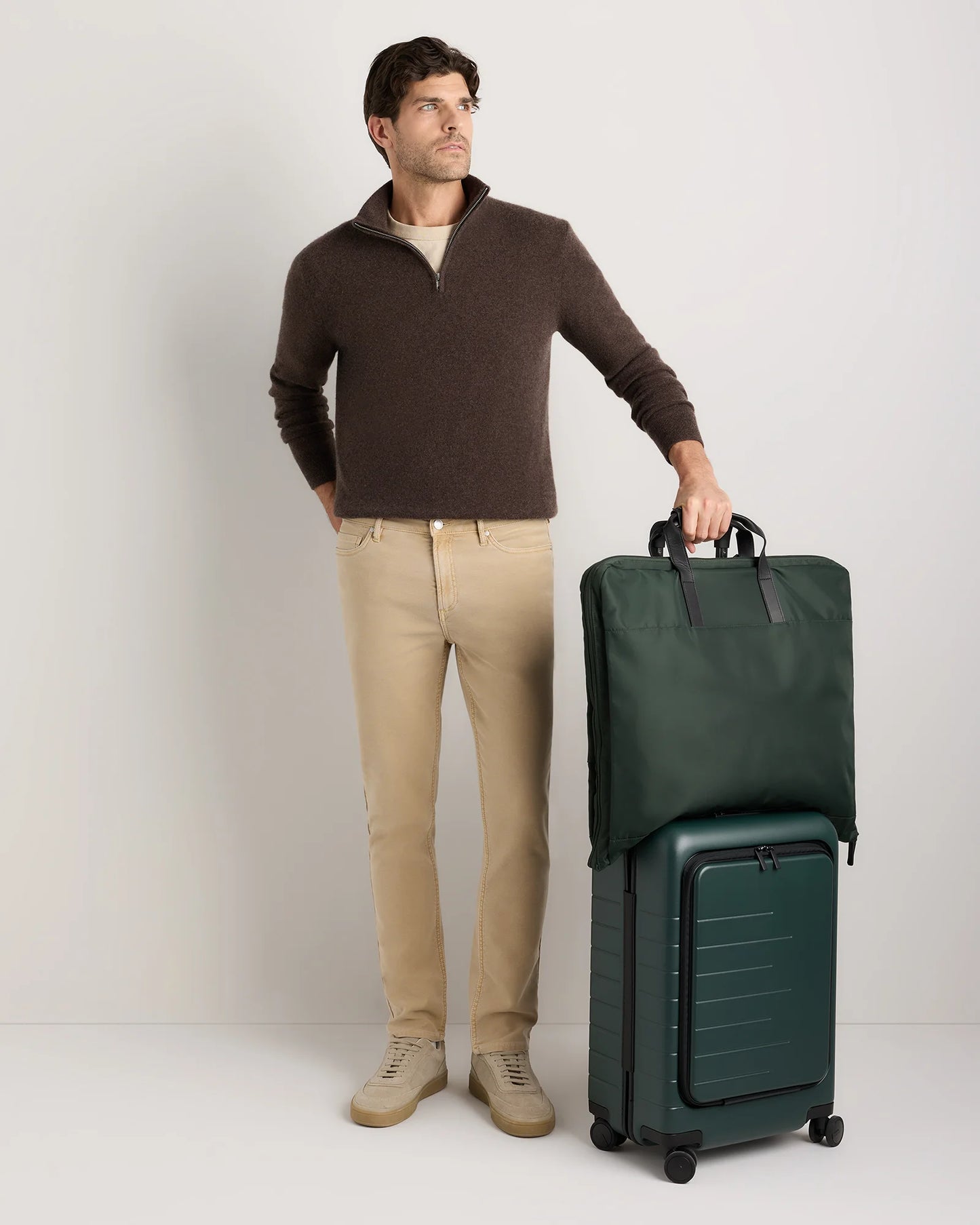 Voyage Nylon Garment Bag - One Size / Dark Green