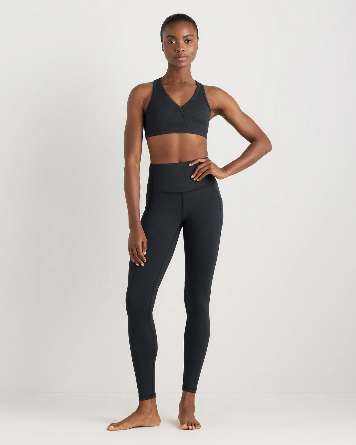 Ultra-Soft V-Neck Racerback Bra - XS / Heather Black