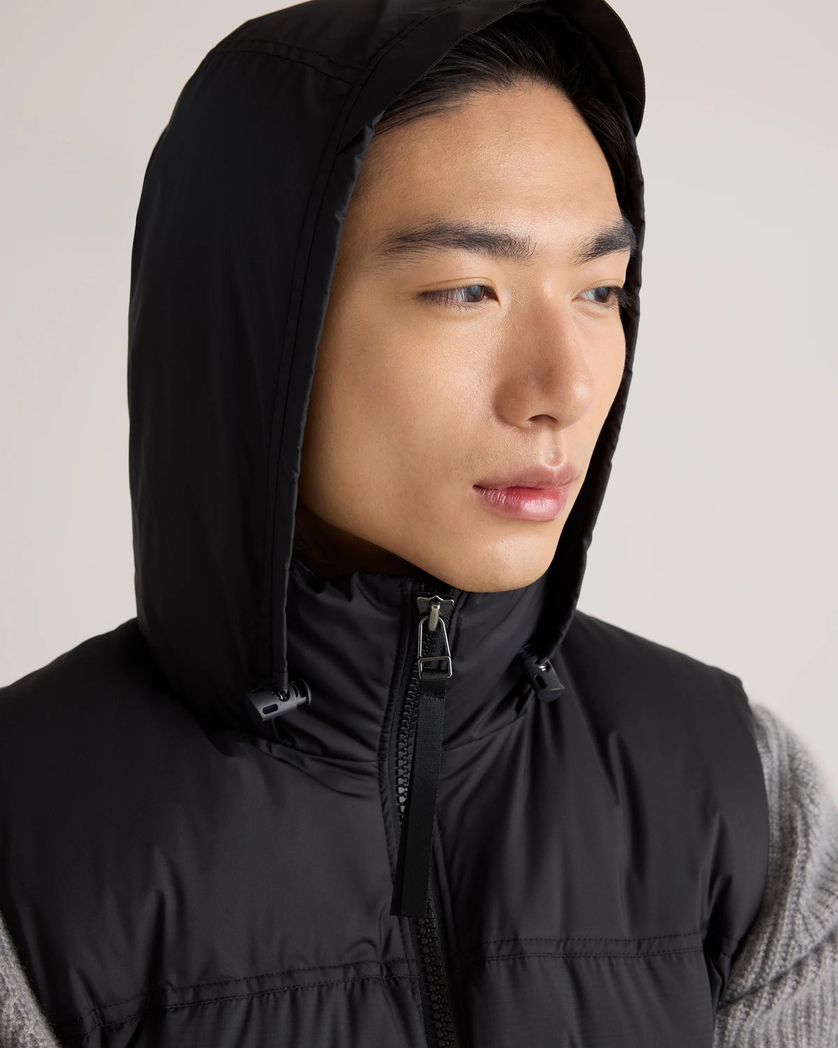 Responsible Down Puffer Vest - S / Carbon Grey