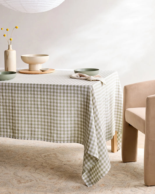 European Linen Tablecloth - 70x90" / Willowleaf Gingham