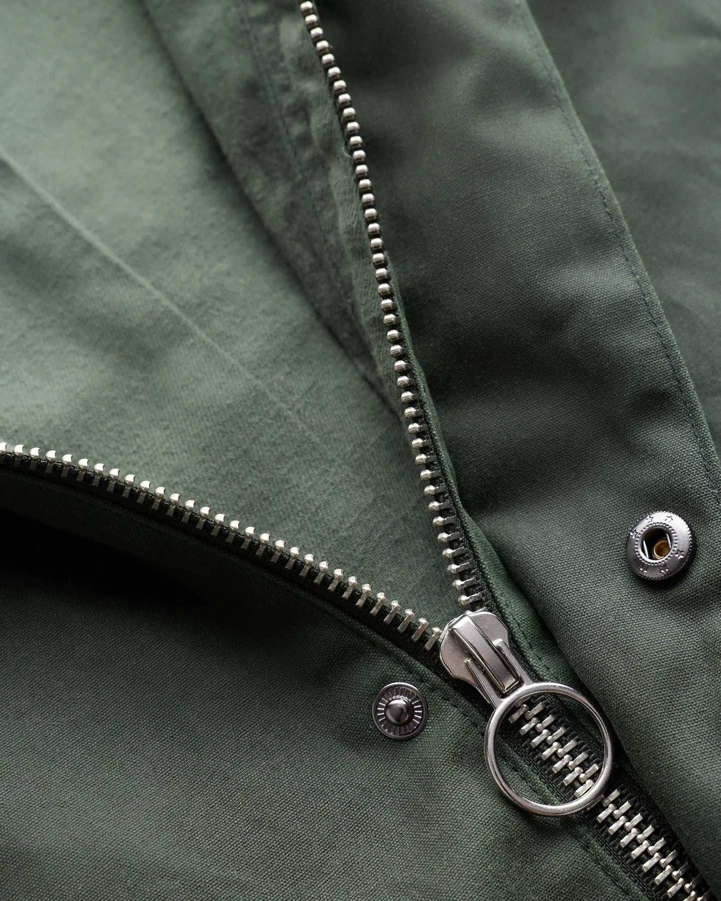 Organic Waxed Cotton Barn Jacket - S / Rustic Olive