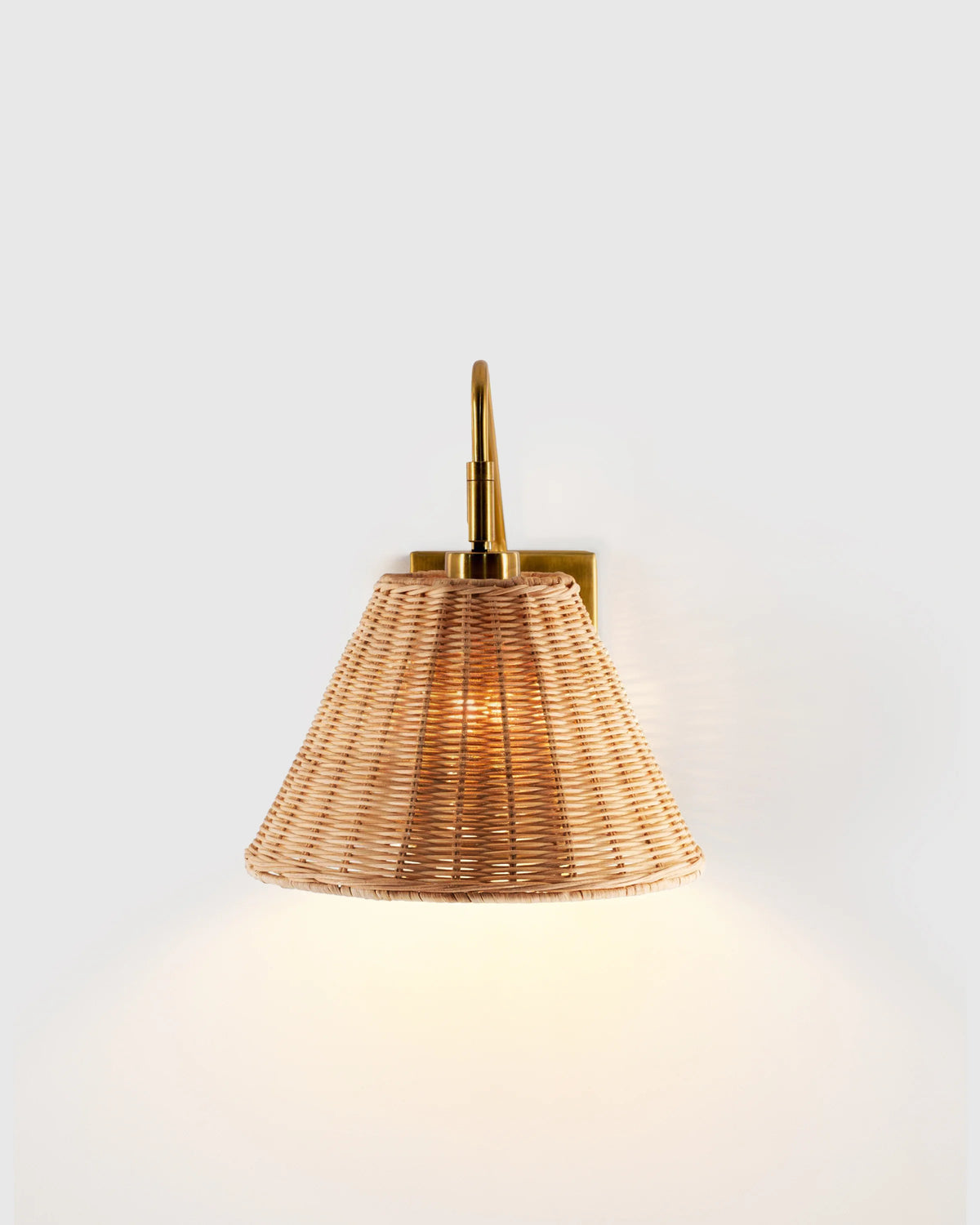 Articulating Sconce with Rattan Shade - One Size / Brass