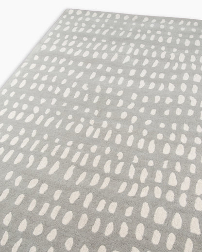 Painterly Dots Hand-Tufted Wool Rug - 3'6" x 5'6" / Navy