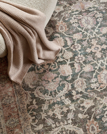 Verne Washable Rug - 3'9" x 5'6" / Green