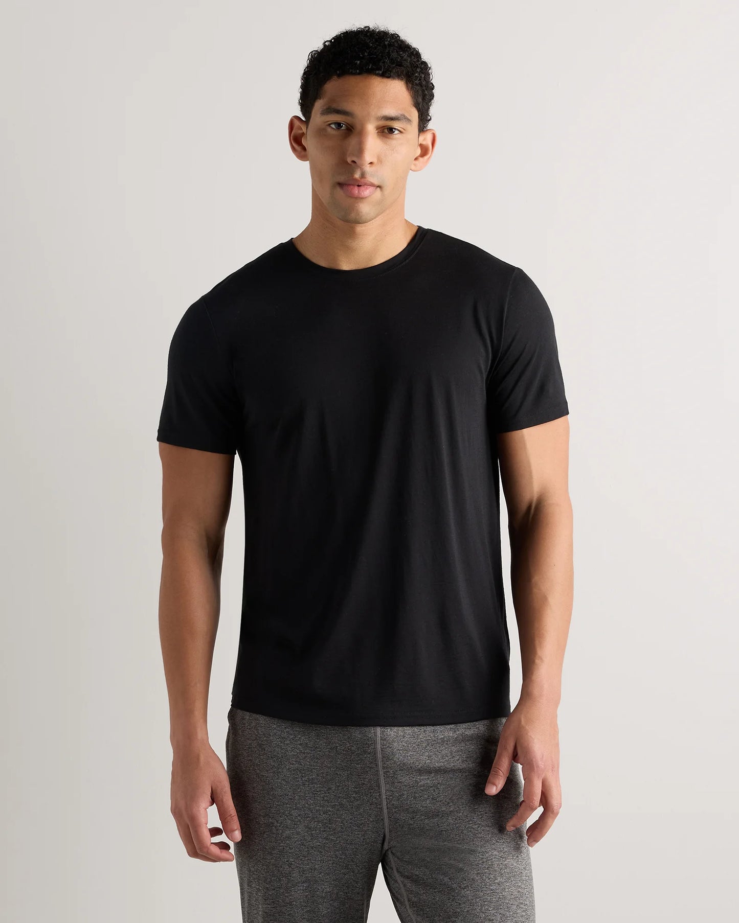 100% Merino Wool All-Season Short Sleeve Base Layer Tee - XS / Charcoal