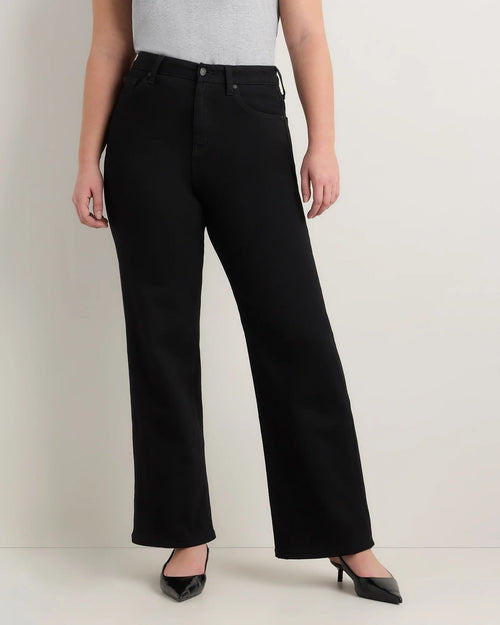 Curvy Bella Stretch Wide Leg Jeans - 24 / Black