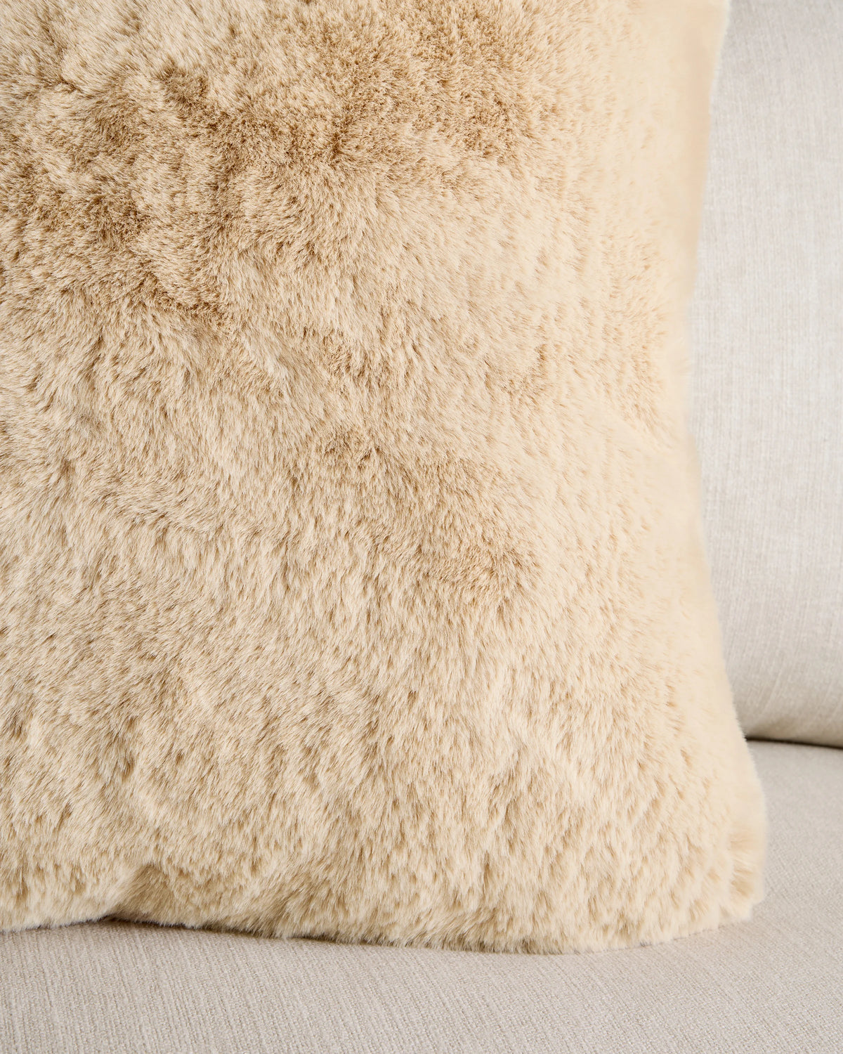 Luxury Faux Fur Pillow Cover - 20x20 / Slate