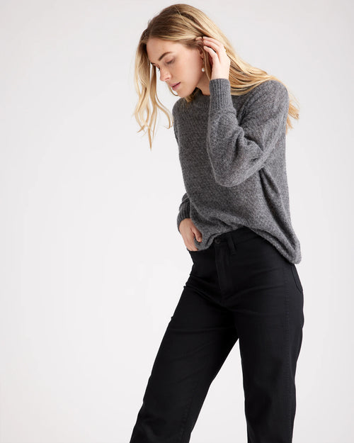 Baby Alpaca-Wool Diamond Stitch Crew - XS / Charcoal