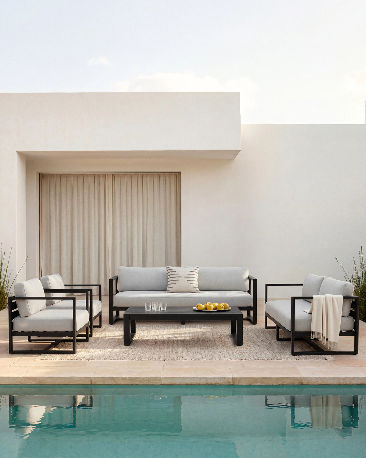 Linear Aluminum Outdoor Sofa - 65" / Dark Charcoal