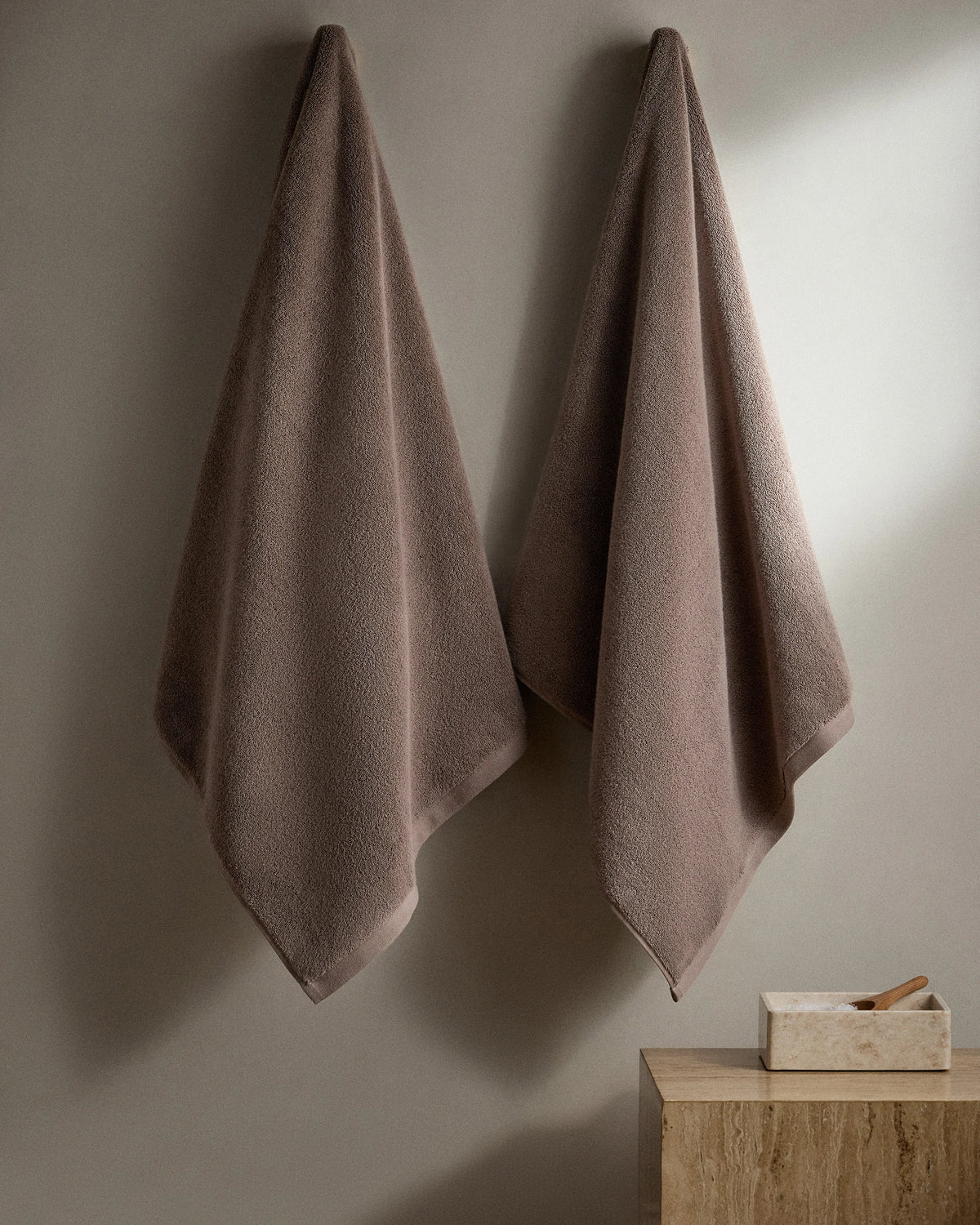 Plush Organic Turkish Cotton Bath Towel (Set of 2) - One Size / White