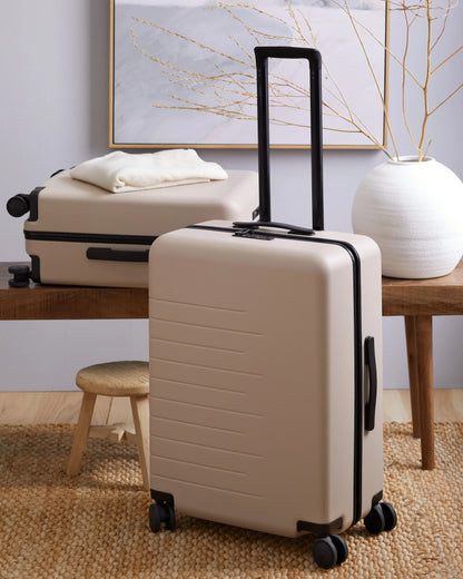 Medium Check-In Suitcase - One Size / Emerald Jungle