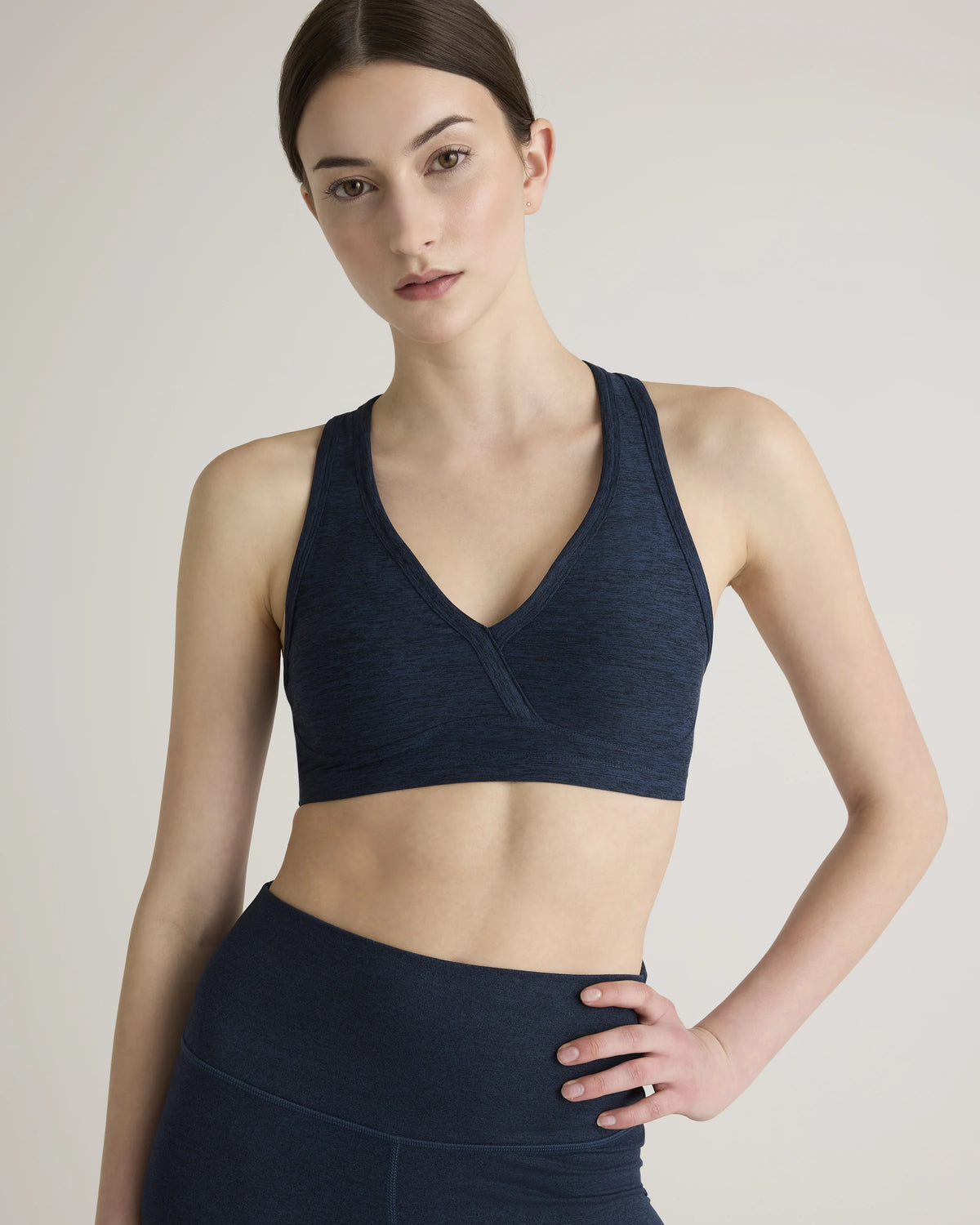 Ultra-Soft V-Neck Racerback Bra - XS / Heather Black