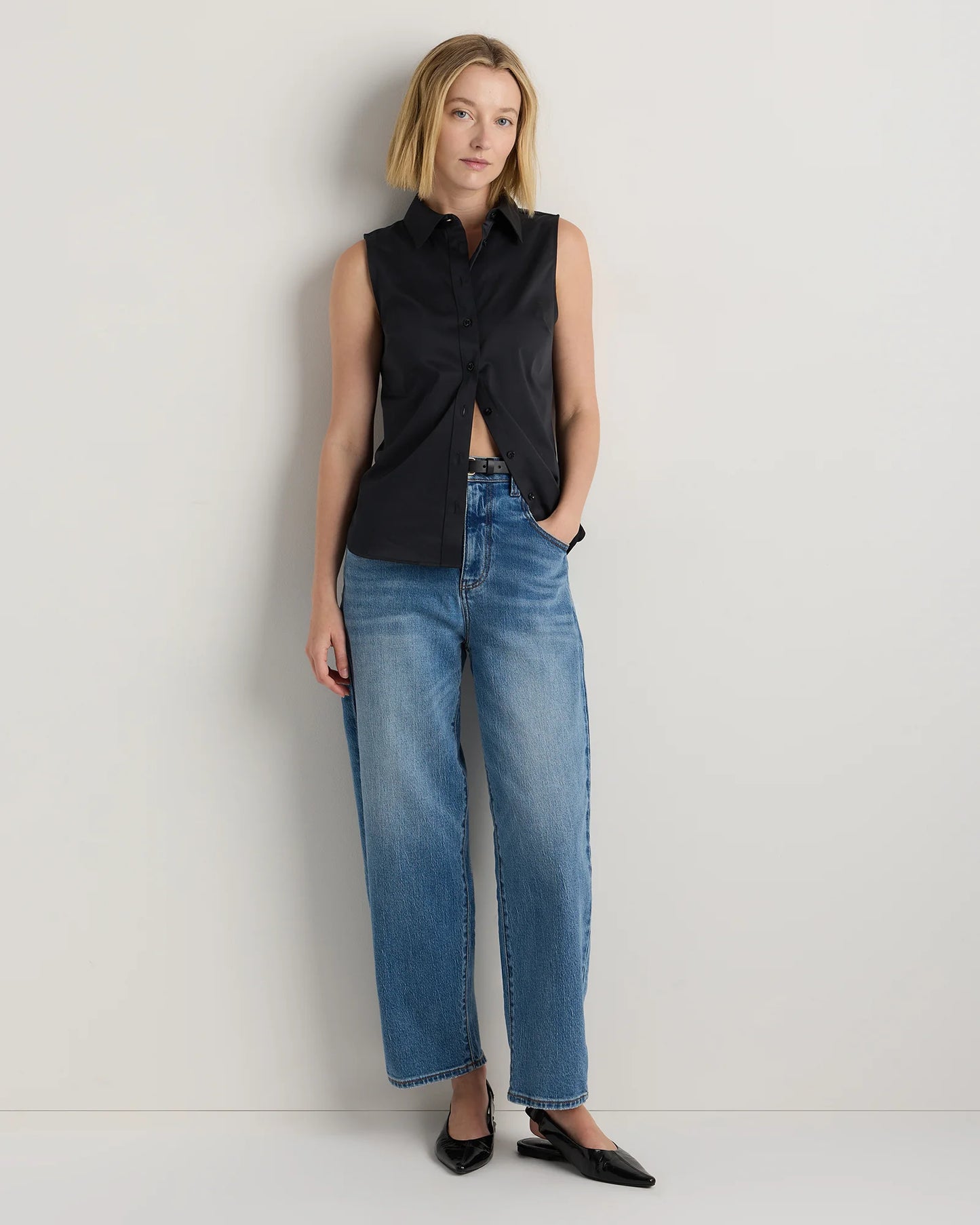 Organic Stretch Cotton Tailored Sleeveless Shirt - XS / Classic White