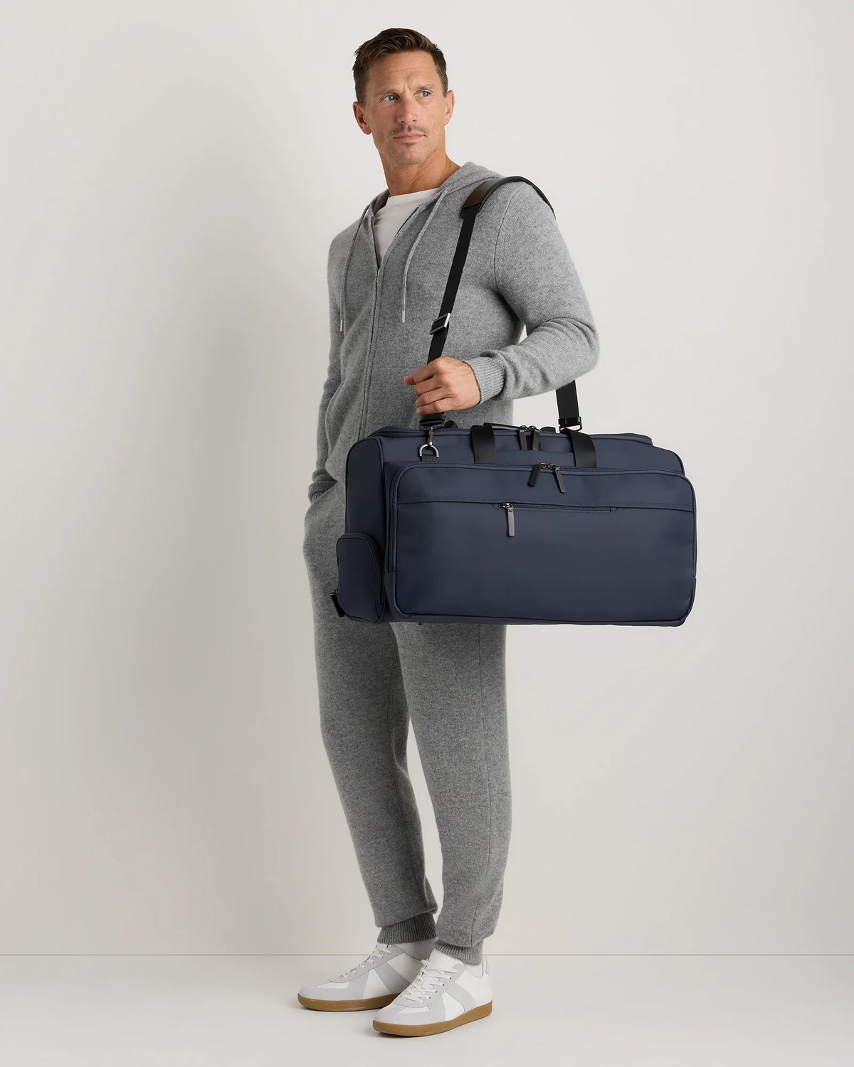 Voyage Nylon Garment Duffle - One Size / Dark Green