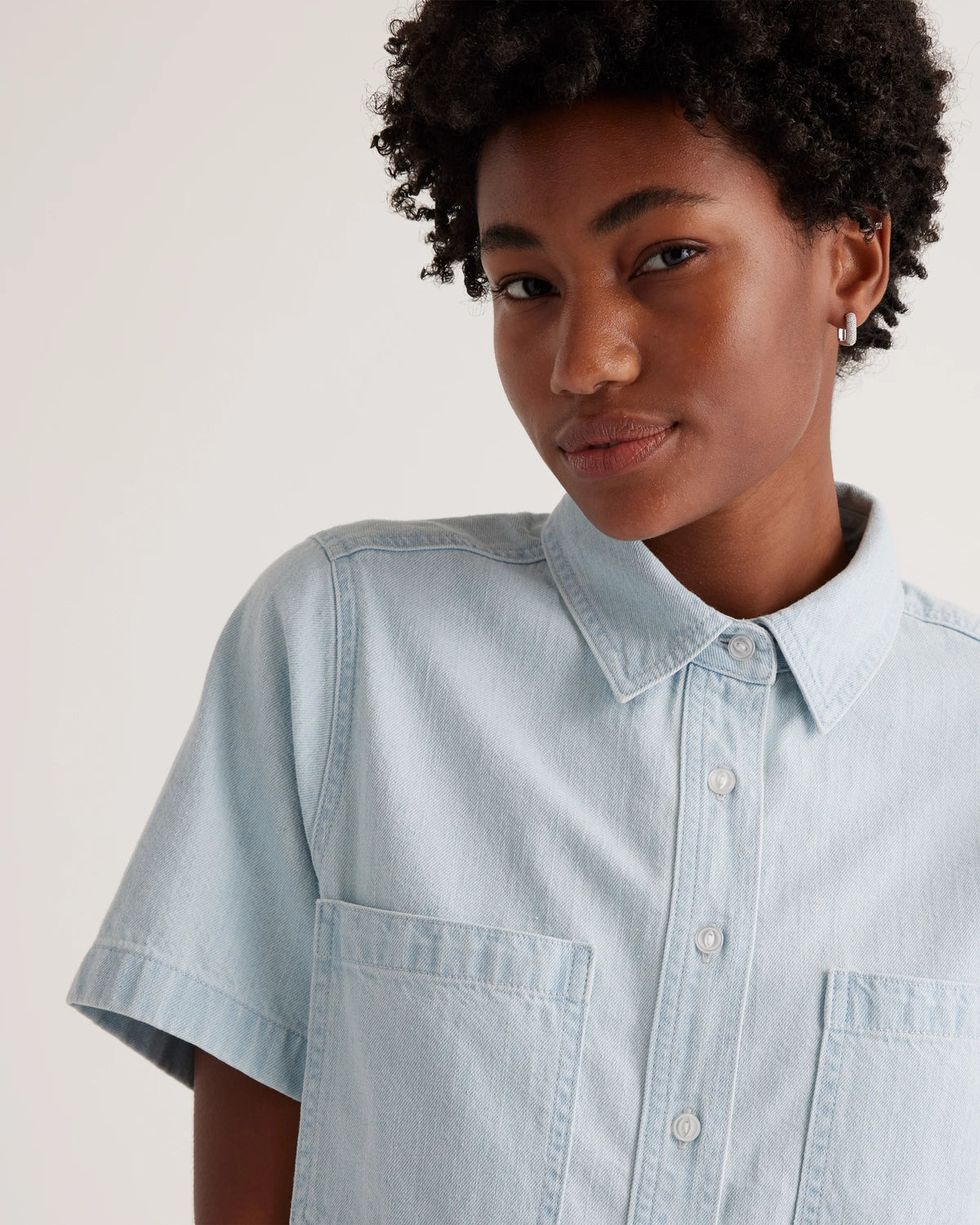 Distressed Denim Short Sleeve Shirt - XS / Light Chambray