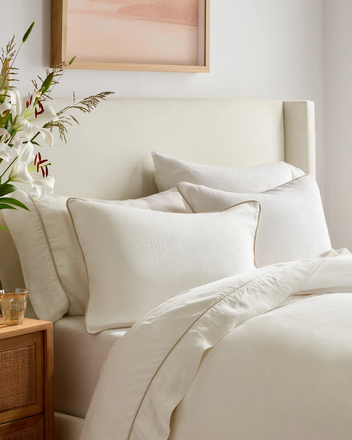 European Linen Piped Deluxe Bedding Bundle - Twin / White/Cherry