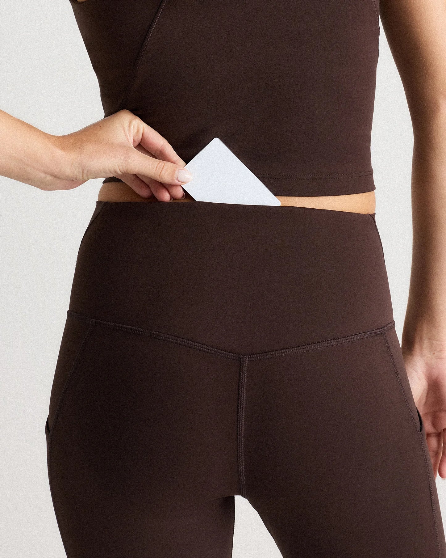 Ultra-Form High-Rise Pocket Legging - XS / Black